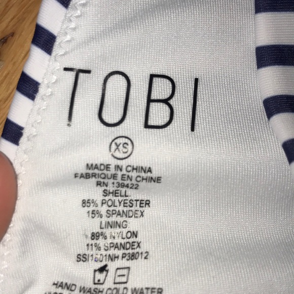 Striped bikini - Picture 3 of 5